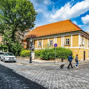 Academy B&B